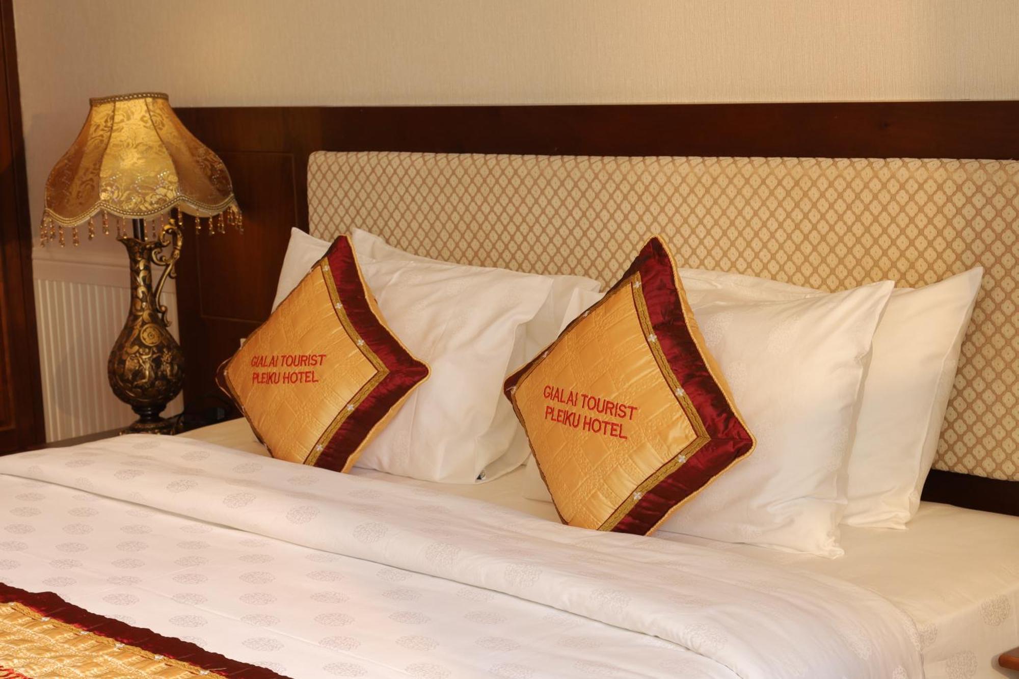 Pleiku Hotel By Gia Lai Tourist Exterior photo