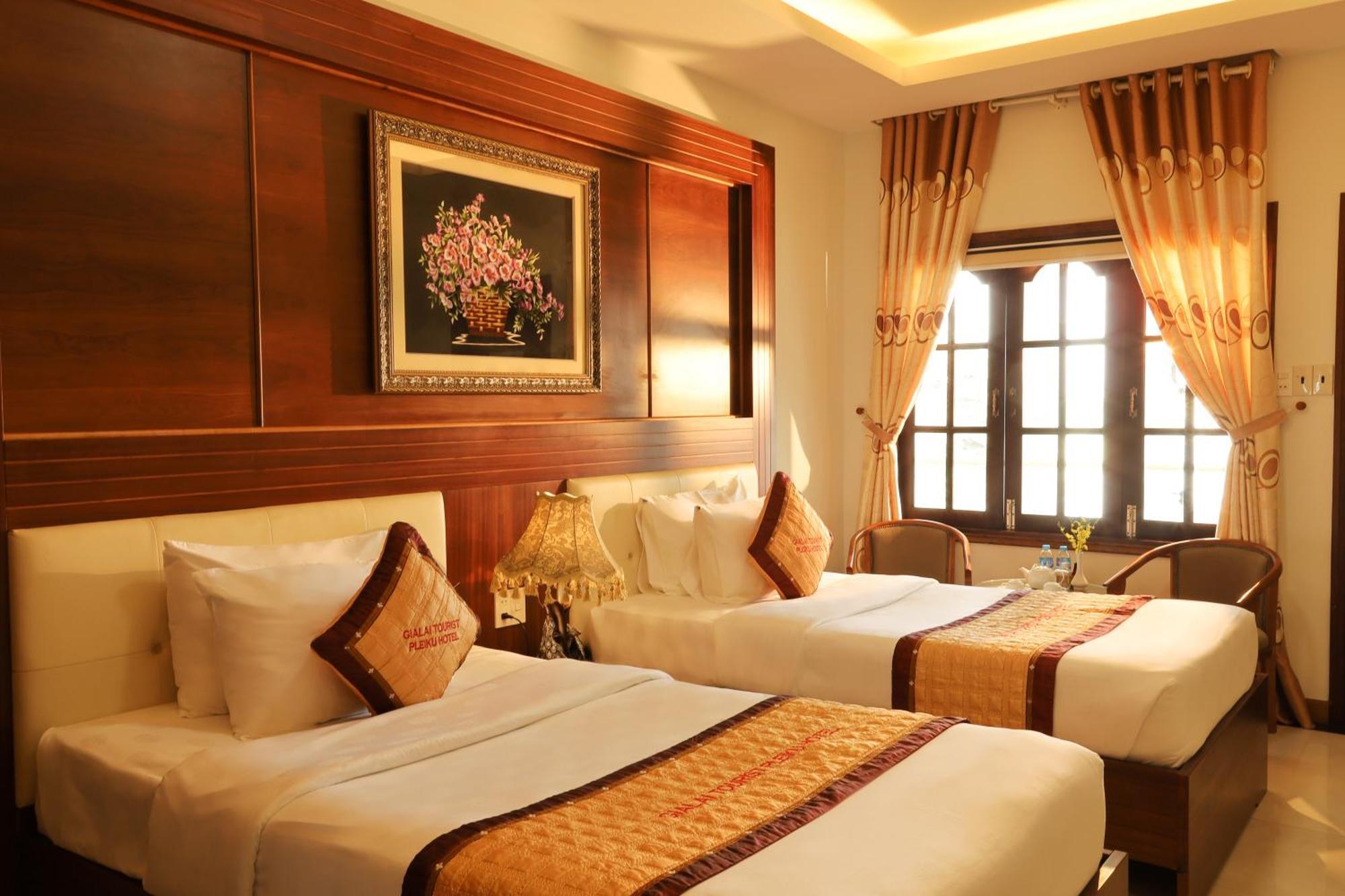 Pleiku Hotel By Gia Lai Tourist Exterior photo