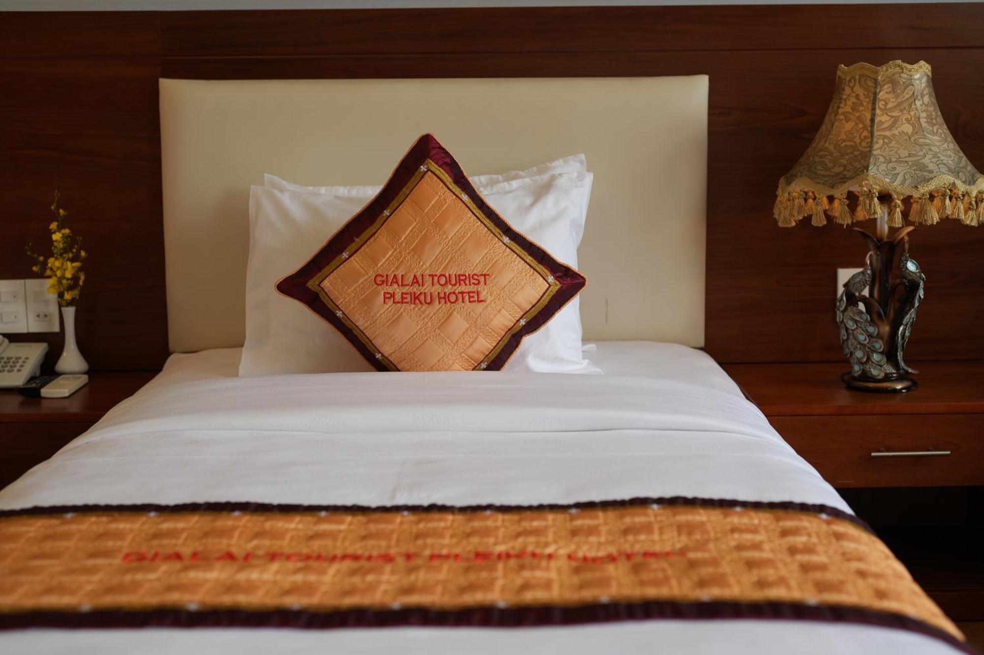Pleiku Hotel By Gia Lai Tourist Exterior photo