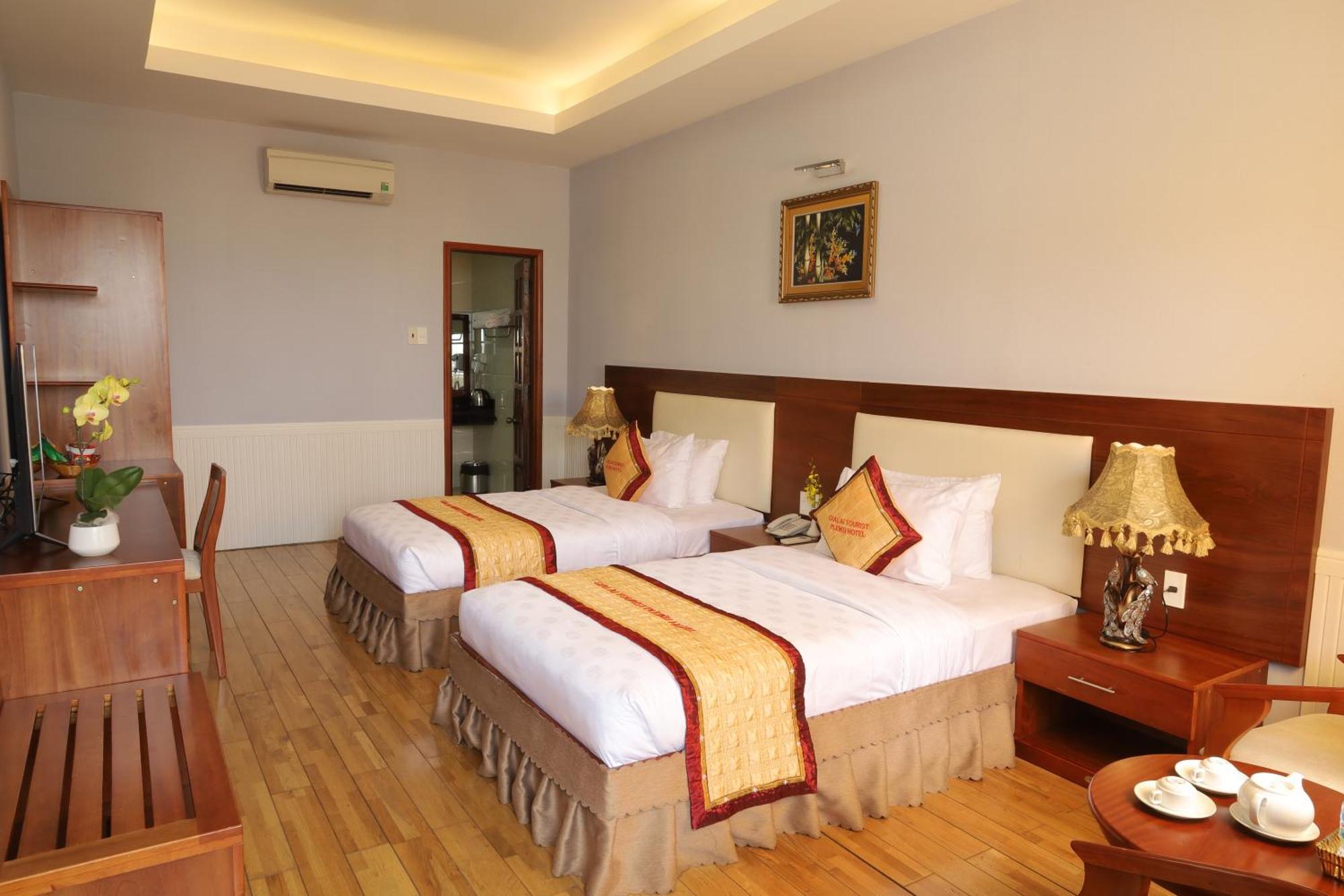 Pleiku Hotel By Gia Lai Tourist Exterior photo