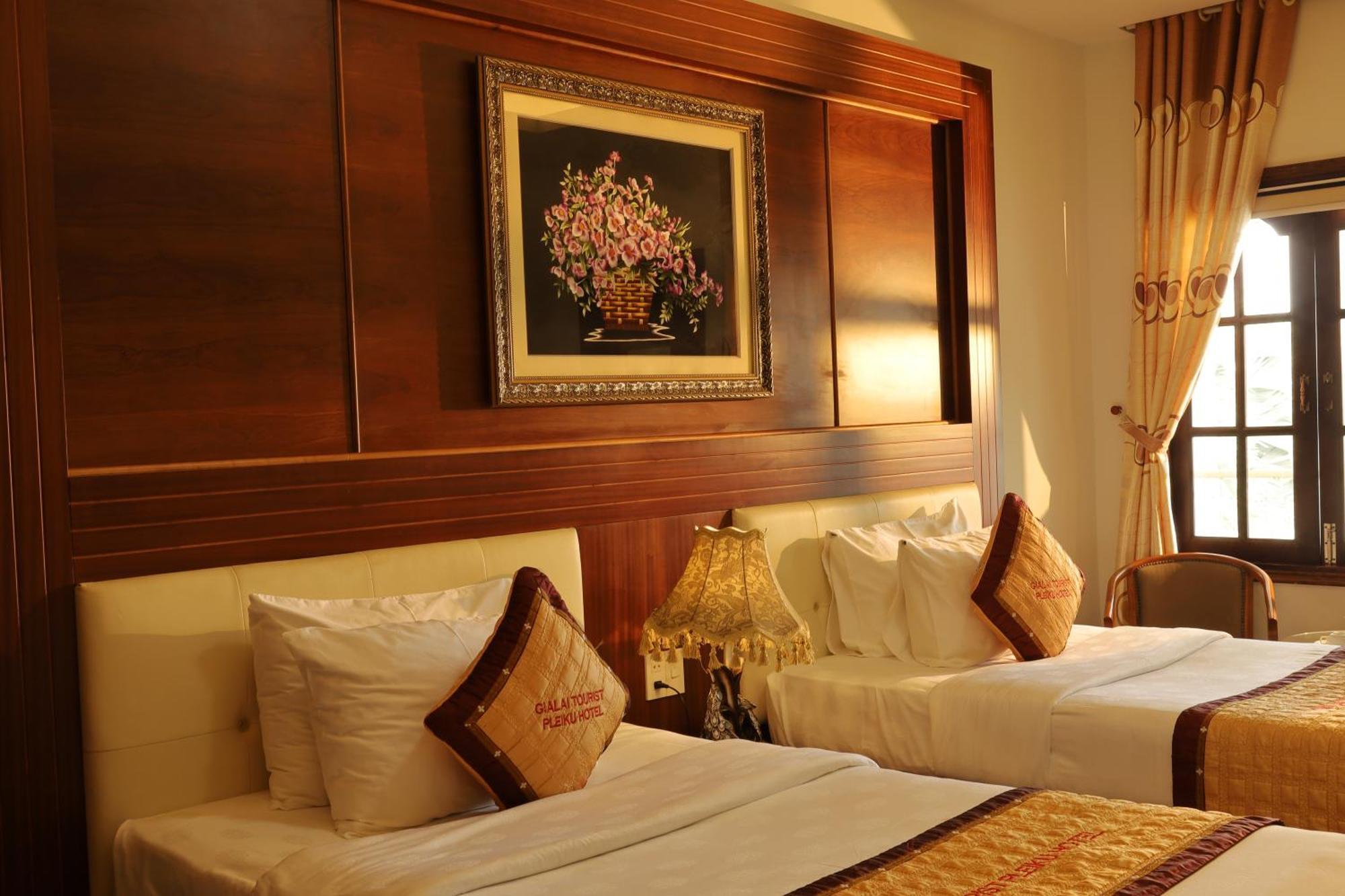Pleiku Hotel By Gia Lai Tourist Exterior photo