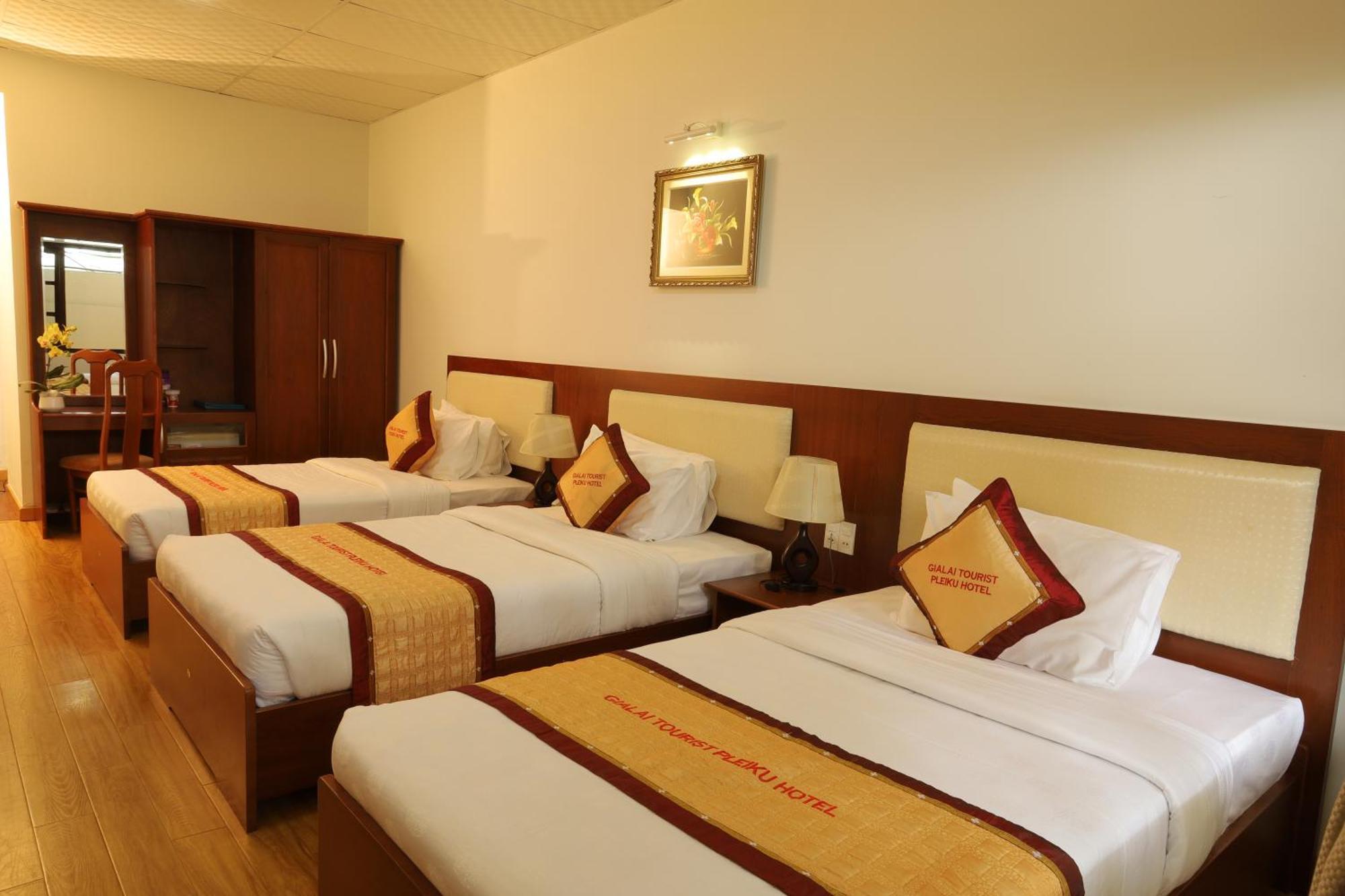 Pleiku Hotel By Gia Lai Tourist Exterior photo