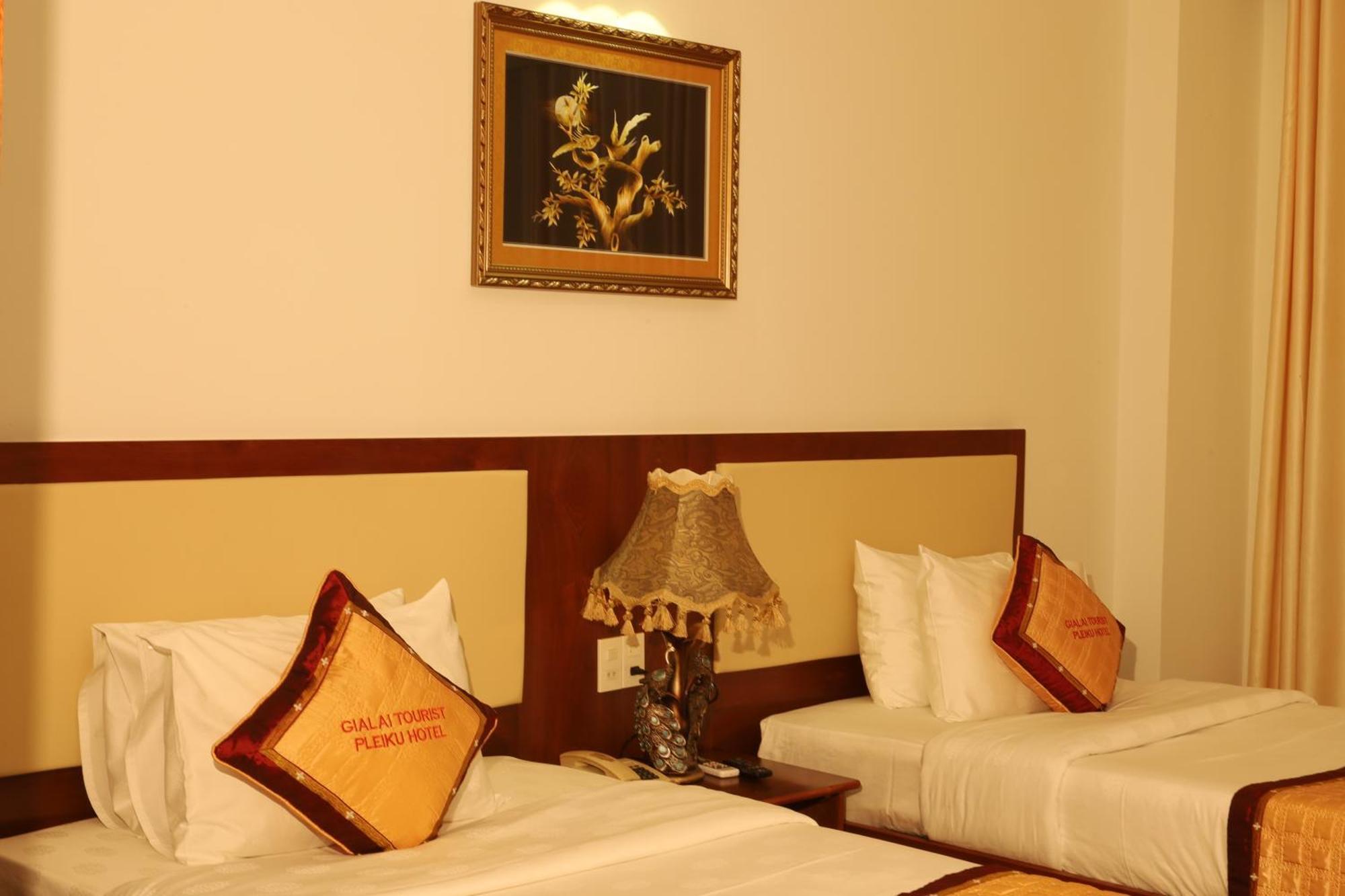 Pleiku Hotel By Gia Lai Tourist Exterior photo